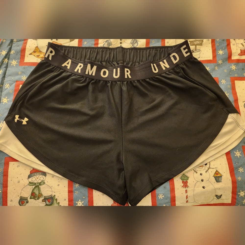Under Armour Women's Black Athletic Shorts